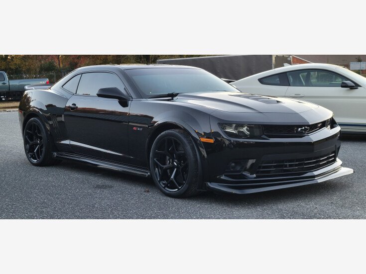 Thumbnail Photo undefined for 2015 Chevrolet Camaro Z/28 Coupe